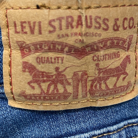 Levi's 721 High Rise Skinny Jeans - Picture 6 of 11